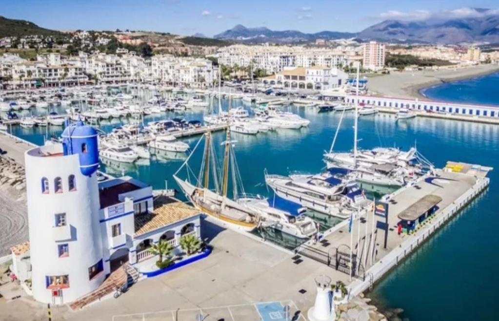 Aldea Beach Boutique Apartment Manilva Exteriör bild