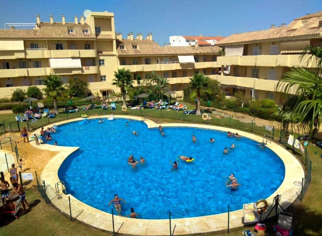 Aldea Beach Boutique Apartment Manilva Exteriör bild