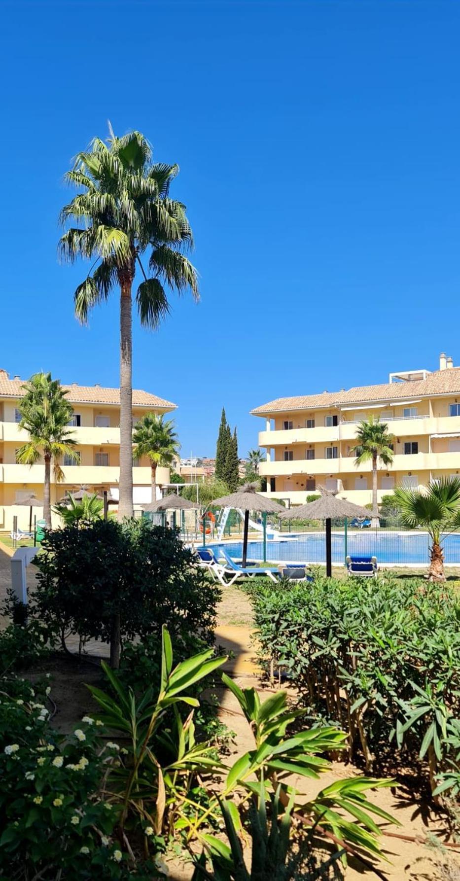 Aldea Beach Boutique Apartment Manilva Exteriör bild